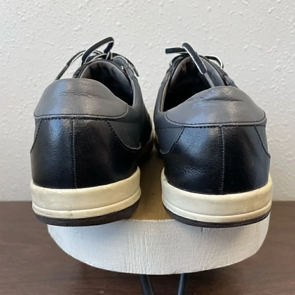 Tandy Leather Sneakers Size 5